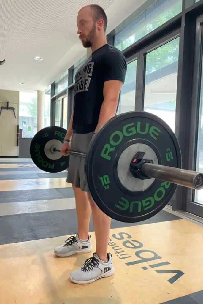 big-3-deadlift-richtig-oben