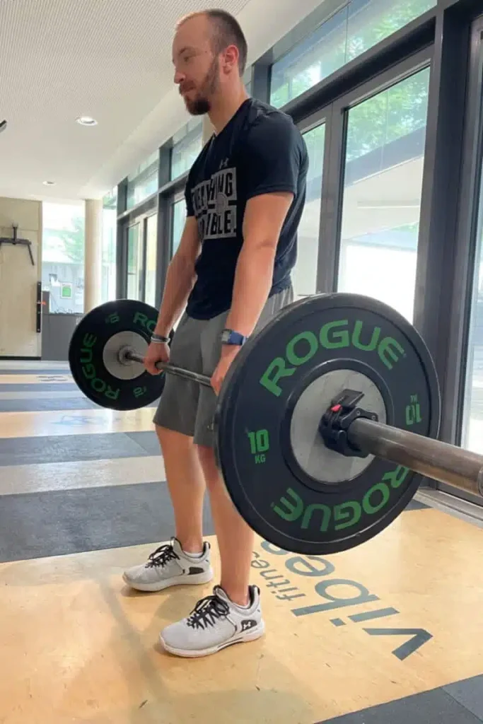 big3-deadlift-falsch-oben