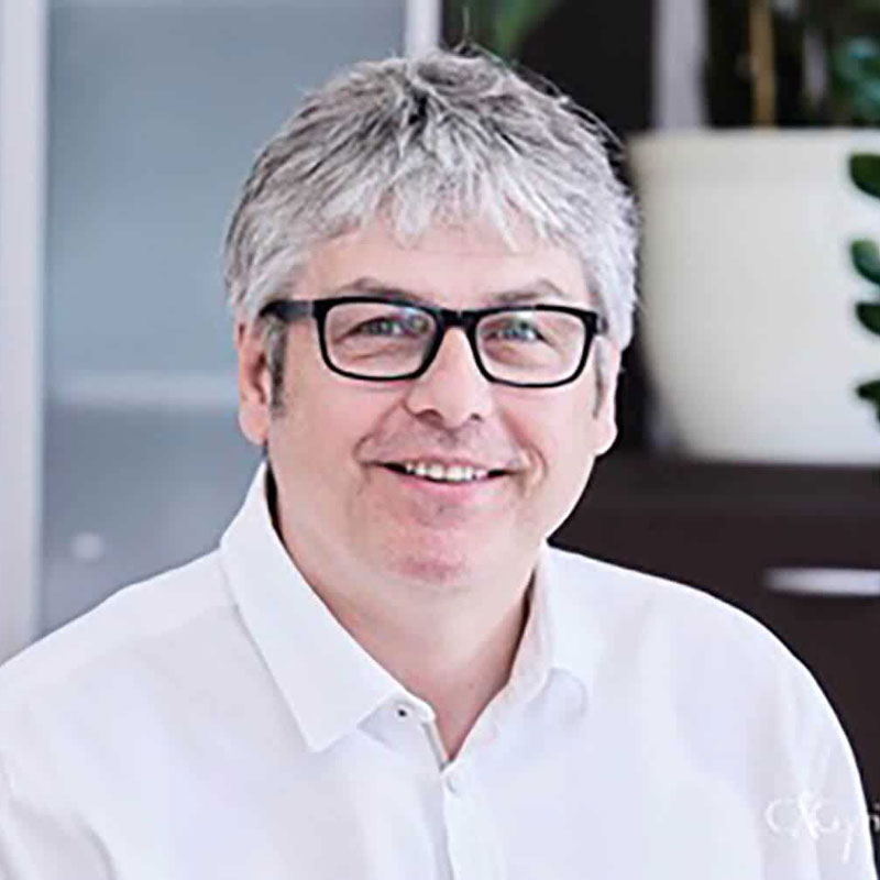 robert-url-arzt-orthopaede